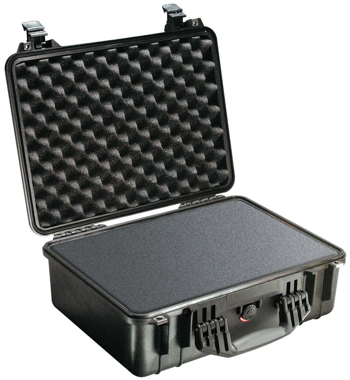 Pelican 1520 Protector Case with foam (PL-1520-000-150)